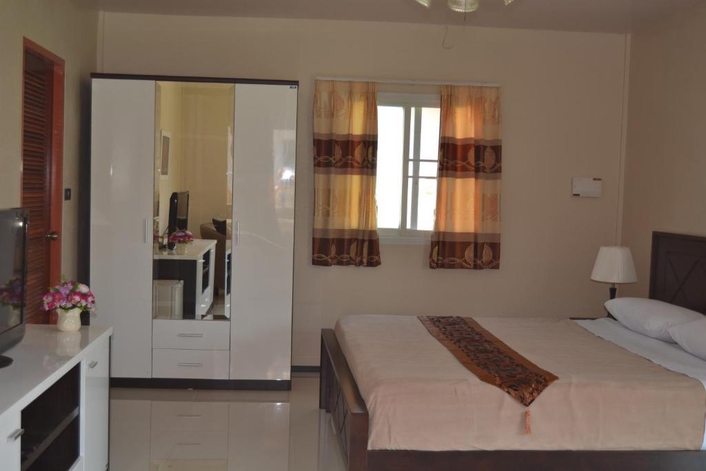 Moon River Resort Ubon Ratchathani Eksteriør billede
