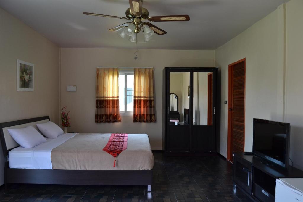 Moon River Resort Ubon Ratchathani Eksteriør billede