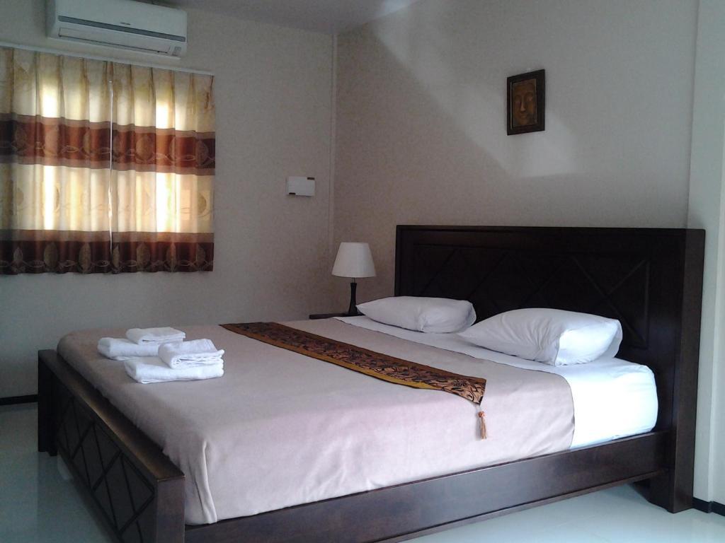 Moon River Resort Ubon Ratchathani Eksteriør billede